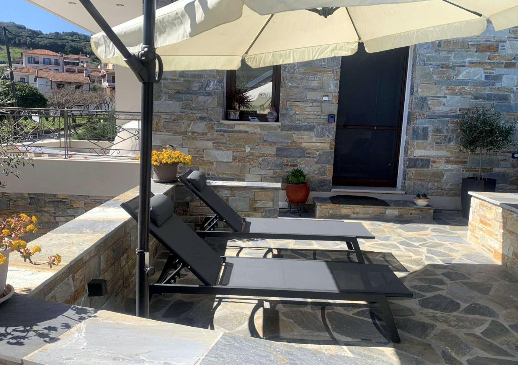 Effie's Maisonette With Detached Appartamento *