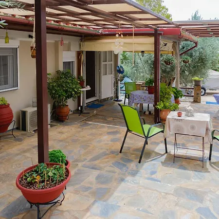 Effie'S Maisonette With Detached Studio Amaliapoli Exterior photo